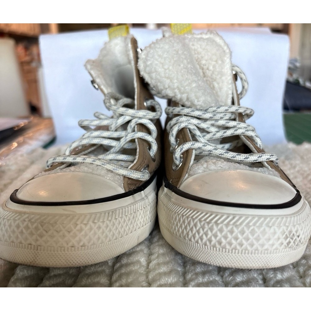 Converse Chuck Taylor All Star Campers Tan Leather Sherpa High Top Shoes A05063C